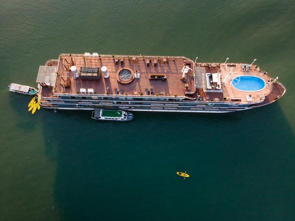 Quels sont les meilleurs itinéraires pour une croisière en voilier dans les Caraïbes?