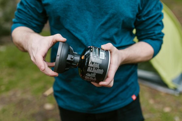 Comment organiser une croisière pour explorer les îles Éoliennes en Italie?